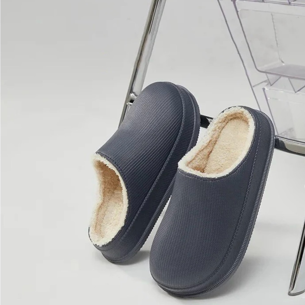 Cloud Slides Unisex Black Size 40/41 (9) NWT
